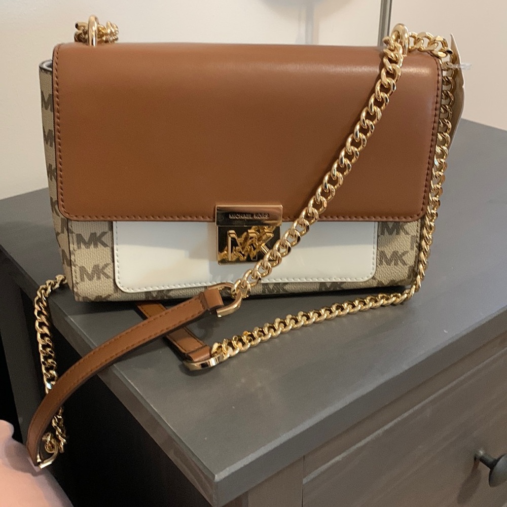 Michael kors brand new shoulder bag with tags